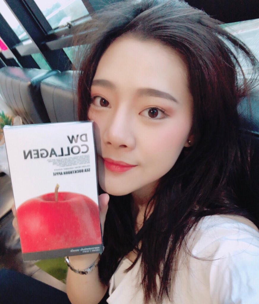 dwplus888's tweet image. มารีวิวให้ดูชัดๆ  #dwcollagen 
คือกินมาหลายตัว ทั้งเหม็น ทั้งคาว ทั้งไม่เห็นผลการเปลี่ยนแปลง แต่กินัวนี้คืนเดียวรู้เรื่อง ผิวฟู ผิวแพง ชอบผิวแบบนี้มาก ผิวคุณหนู #ถูกและดีบอกต่อ290฿
#howtoperfect ขาว #O2soSTRONG