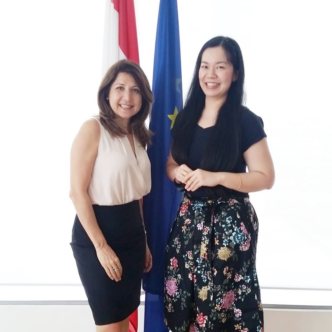 catherineyoung's tweet photo. Thank you, Her Excellency Ambassador @BitaRasoulian for sending me off before my residency in VIenna by the Austrian Federal Chancellery + @KulturKontakt Austria! https://t.co/20P4nT2rv2 

#sciart #artscience #kunst #contemporaryart https://t.co/6nW48VqIza