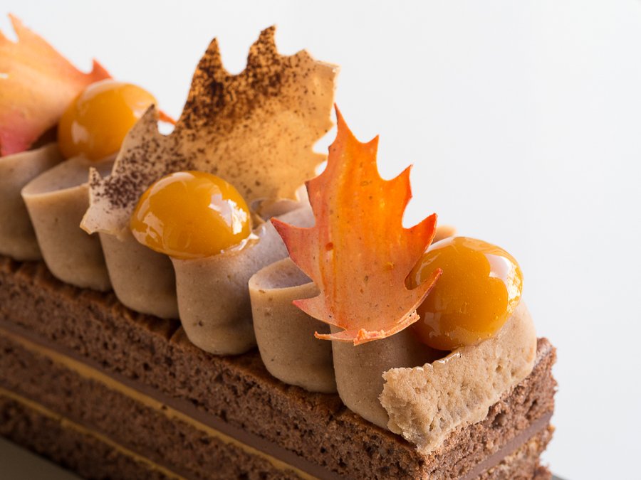 BoutiqueBernarD's tweet photo. Cette semaine, rendez-vous au centre de la terre avec le géologique Cake Marron ! #GâteauxDeVoyages #sciencegourmande https://t.co/jalBuHYNA1 https://t.co/Rb4TMVsGak