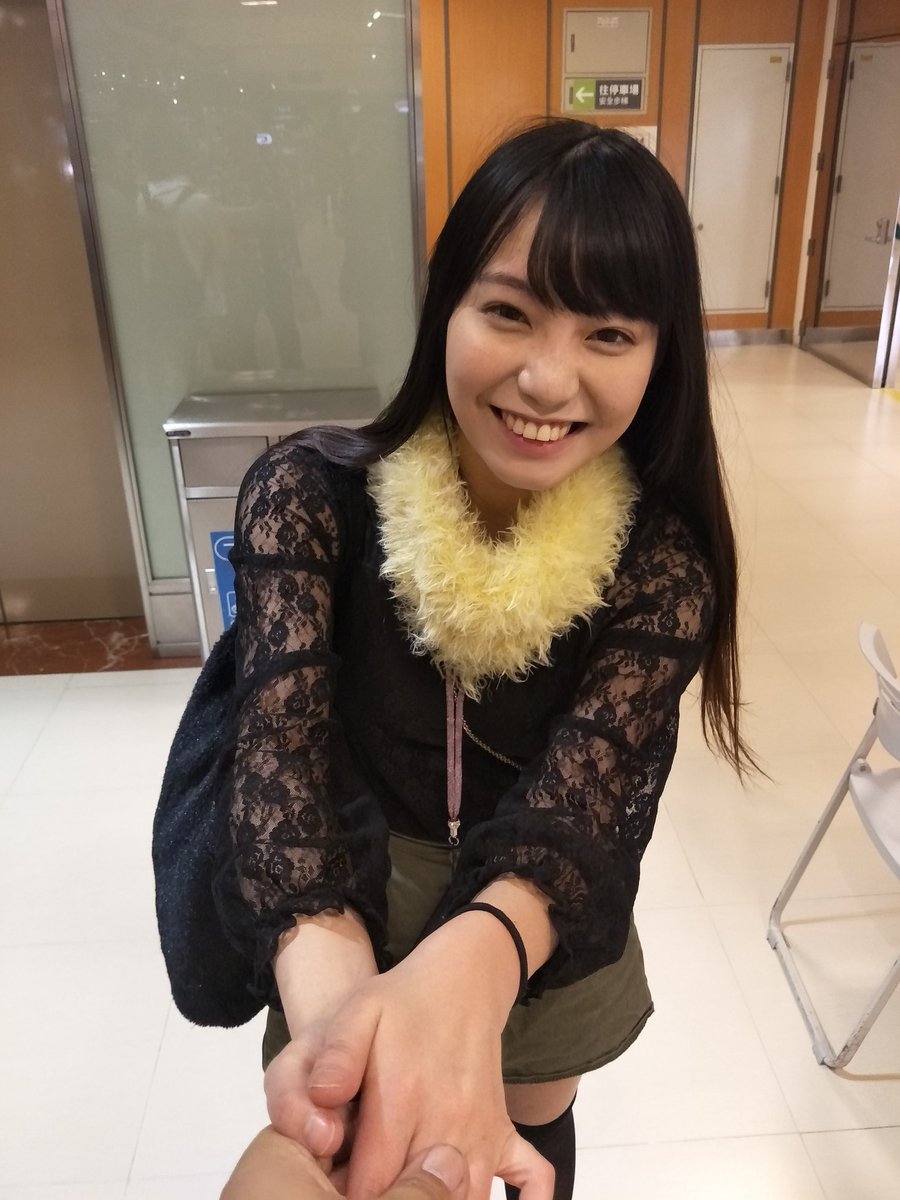 Maru醬on Twitter 親手打的圍巾送出記錄天野美優