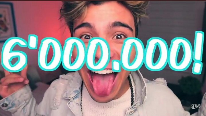 DanielaPdcSv3's tweet photo. Admito que no pudo con tanto Dios...😭😭😭😭❤❤ Que orgullosa estoy, 6 millones de piezas del cubo, 6 millones de sonrisas. #SebasA6M #SebasTo6M @villalobossebas @sebbbbas https://t.co/k1q30oYZH5