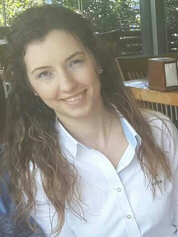 Şu anda BU TWEETİ gördüyseniz 
RT yapabilir misiniz Lütfen!

Lösemi Hastası Aslı Öğretmen İlik Bekliyor 

Yapmanız Gereken Kızılay Kan Merkezlerine Kök Hücre İçin 3 Tüp Kan Vermek