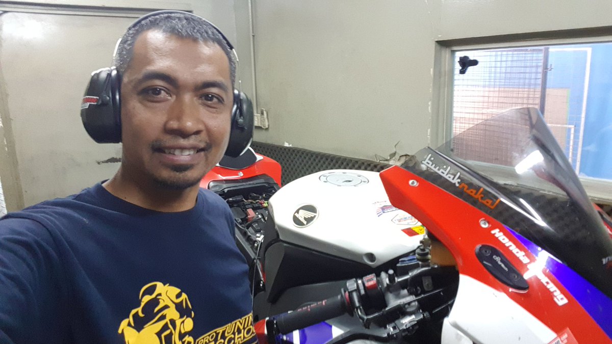 apttuning's tweet photo. Honda CBR1000RR  flash ecu tune
#TuneToTheLimit 
#LearnToTune 
#TunedToPerfection https://t.co/ZP9UWHE4u6