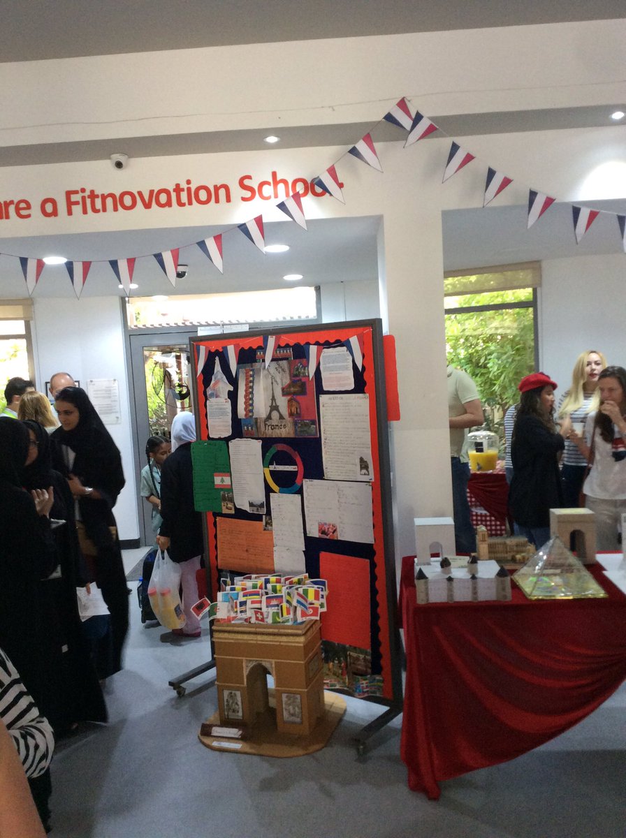 Bonjour tout le mondo!! <a href="/JumeiraSchool/">JBS</a> we had a lovely start for the day, our #PYP French department organized a lovely French reception for parents and staff. Merci à tous. <a href="/Taaleem/">Taaleem</a> #inspiringyoungminds