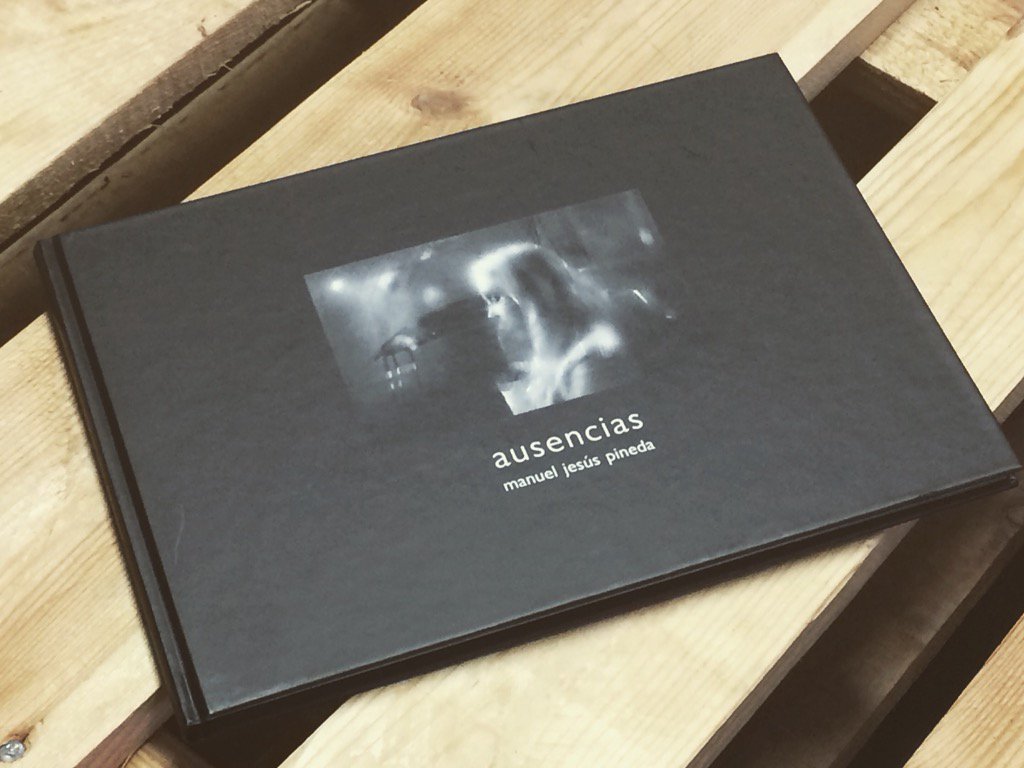 Clubdefotoadh's tweet image. Con Manuel Jesús Pineda en su Masterclass presentación de su libro “Ausencias” Una de nuestras actividades abiertas.