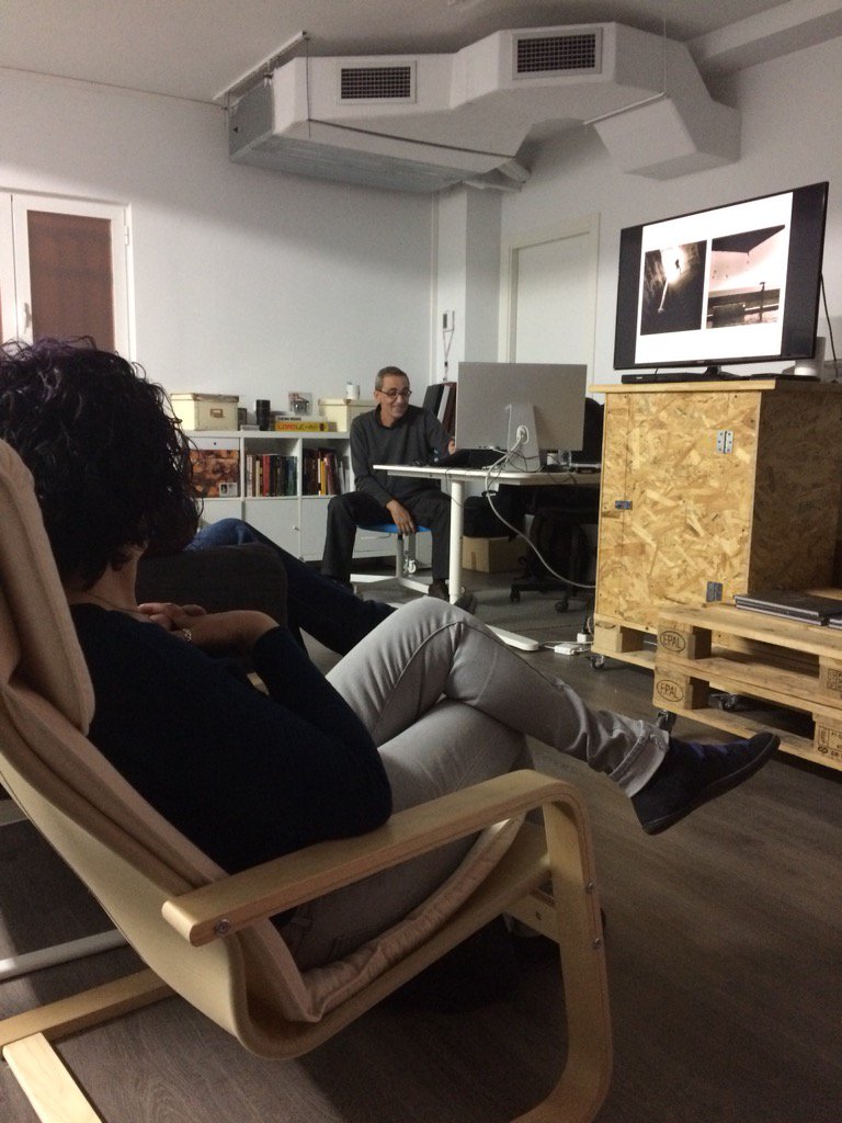 Clubdefotoadh's tweet image. Con Manuel Jesús Pineda en su Masterclass presentación de su libro “Ausencias” Una de nuestras actividades abiertas.