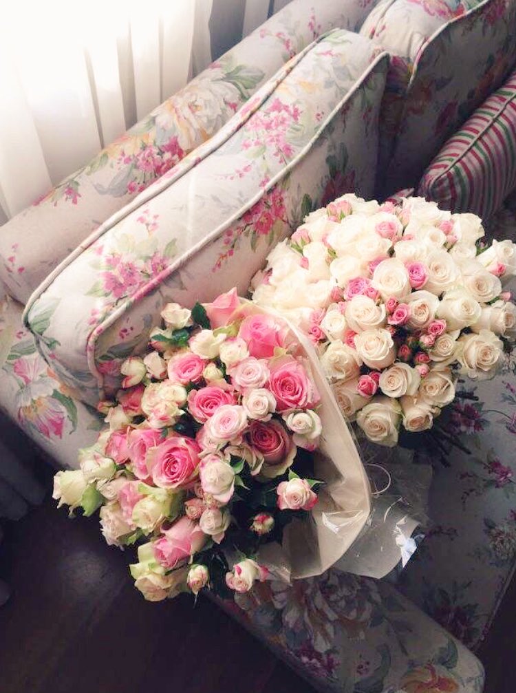 الكلام السيء يؤذي، ولو ألبسته وشاح المُزاح!
والكلمة الطيبة تسلي وتسُرّ، ولو كانت مجاملة.
فالكلمة انتقاء وللحوار آداب، فانتقي كلماتك كما تنتقي الورود ..🌸
.
.
صبااااح الورد ....☺️🌹