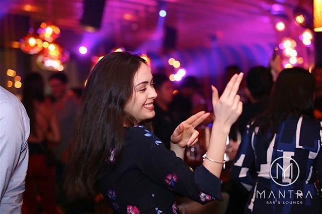mantrabarkl's tweet photo. The ting goes skrrrahh, pap, pap, Ka-Ka-Ka! 😄
Tag your friends and follow us on Instagram! @mantrabarkl
#mantrabarkl #bangsar #kl #bangsarbars #rooftopbars #rooftoplounge #klnightlife #luxury #lifestyle https://t.co/bxD2YuyXul https://t.co/7YqRBVoQGq