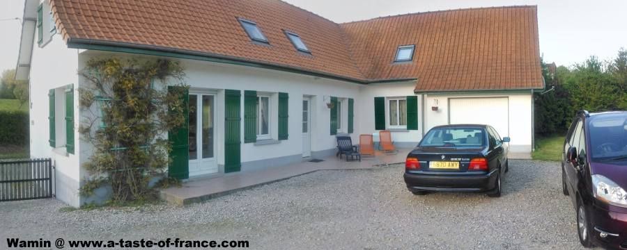 france_images's tweet photo. Our guide to renting a Cottage in #France 

#Travel #holiday  https://t.co/cRV8Twk5RF https://t.co/1rcVE2MQlE