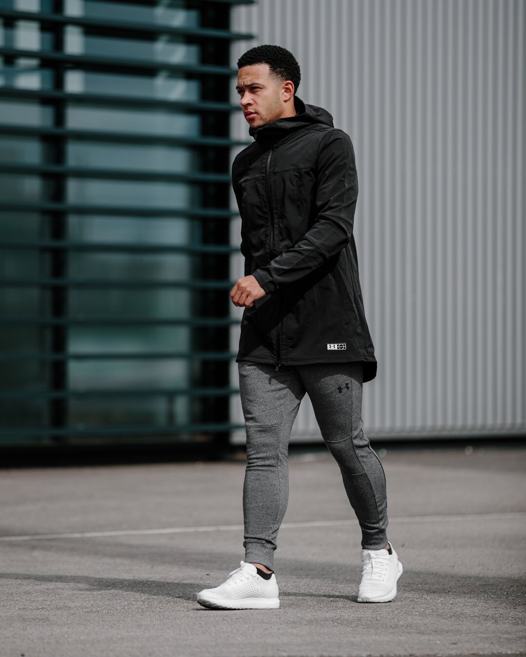 Memphis Depay on Twitter: be in on Tuesday next week and want to meet you guys at the new @UnderArmourNL store at Kalverstraat. #UAHOVR #WEWILL https://t.co/k3XjtqLXqO" / Twitter