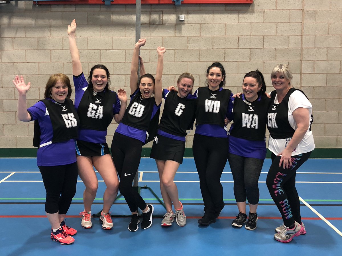 ElmWoodHead's tweet photo. Look at our fab staff netball team in action last night! ❤️ @BCPS_Misspowers @BCPS_MrsG @BCPS3R @BCPS_MissB @BCPS_MissS https://t.co/MCMFISiFDk