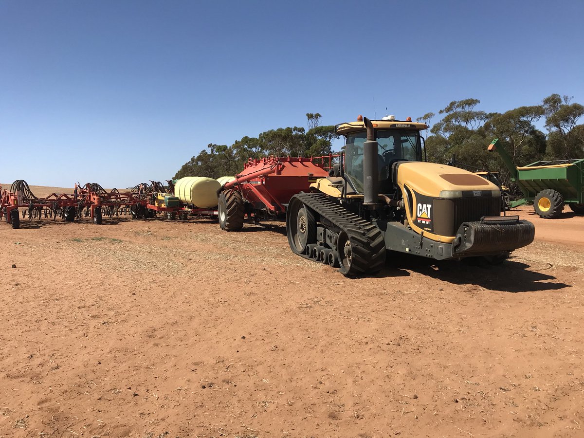 tonk_elec's tweet image. Another one ready for #Plant18 CAT Setup with @AgLeaderTech #InCommand1200 #SteerCommand #RTK &amp;amp; AgLeader’s #DirectCommand Liquid system running @LQSystems liquid injection system. @agleaderaus