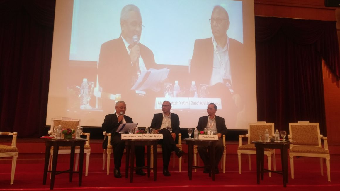 ECCOUNCIL's tweet photo. Discussing "The Trends of #Blockchain and #Cryptocurrency in Digital Economy: Balancing the Risks and Opportunities" at the Malaysian Cyber Security Summit.
#MCSS2018 #ASEANsecurity #ECCouncil https://t.co/1JABWkhzvj