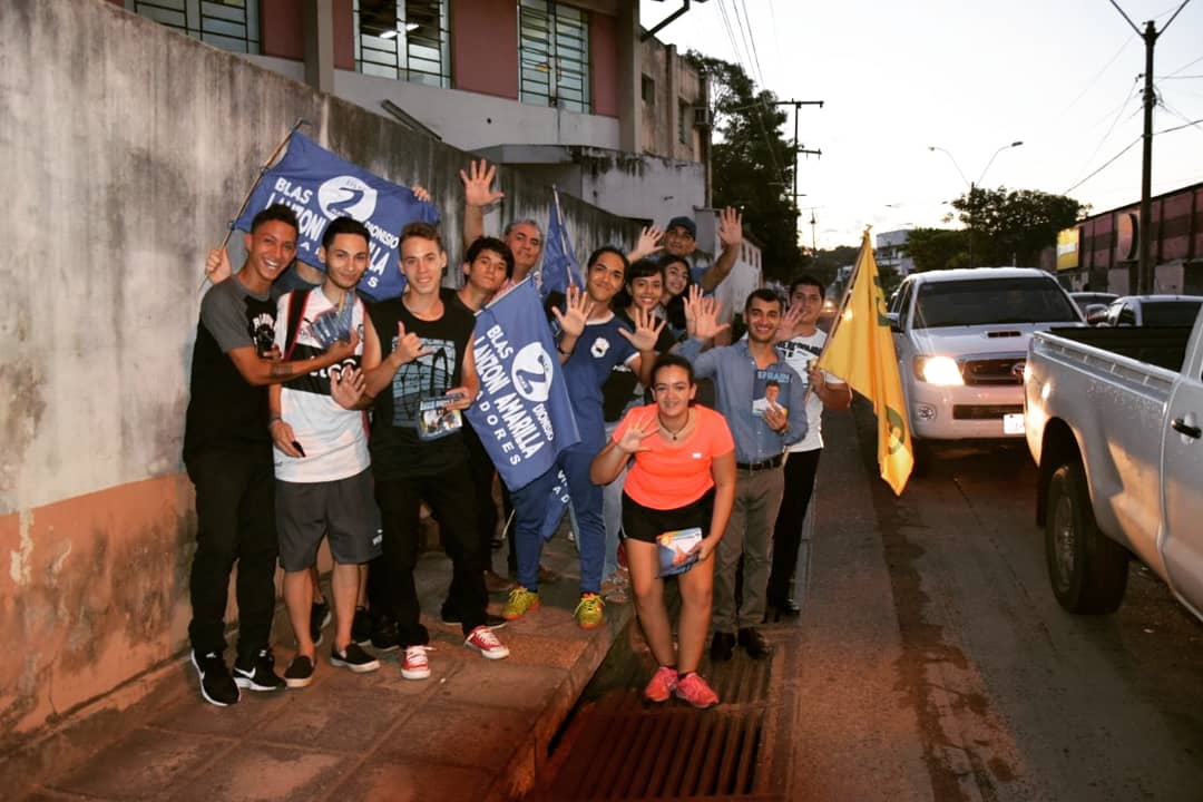 CelesteSenadora's tweet photo. Ya no queremos soñar con un Paraguay mejor, queremos alcanzarlo, pero solo es posible si luchamos juntos. Por eso, estuvimos invitándote una vez más a que te animes a cambiar esta realidad con nosotros. #GanamosConVos https://t.co/NW0THQoyu4