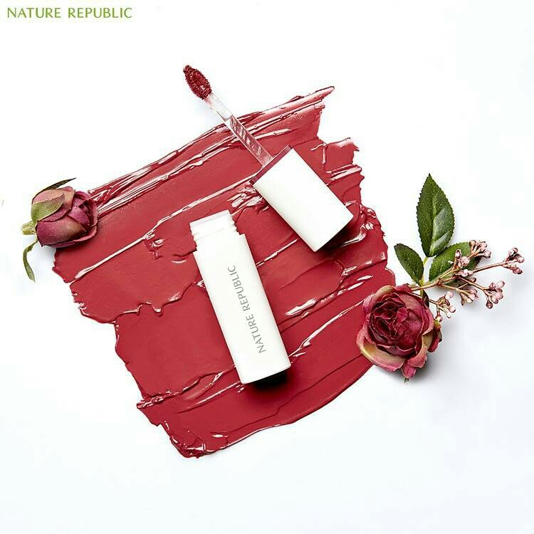 Meow__st's tweet photo. #อุ๋งพร้อมส่ง Nature republic triple mousse tint พร้อมส่งเบอร์8,9,10 ลิปทิ้นเนื้อมูสไม่แห้งแน่นอน สีแบบmlbb จ๋วยมากกกก 350฿ส่งฟรีไปเลยจ้าา #ถูกบอกต่อ #ถูกและดี #ชี้เป้าโปรถูก #HowtoPerfect #ripไอดอ https://t.co/ggwLp9b0K2