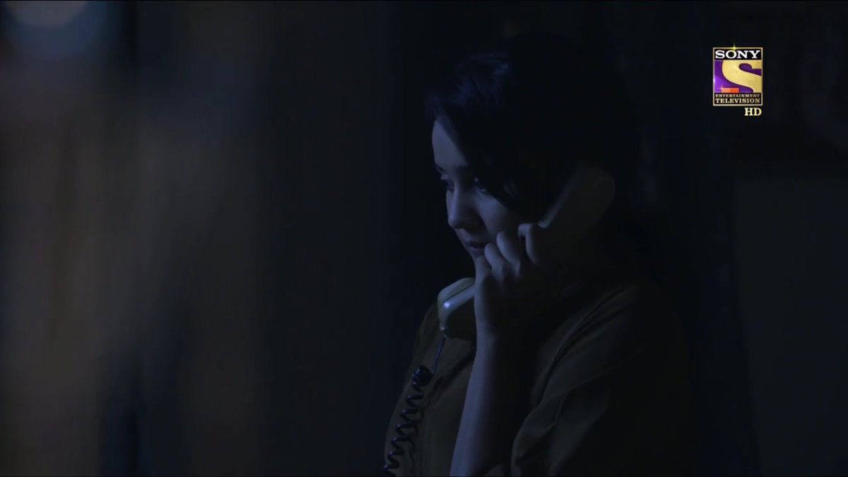 Anji17_'s tweet photo. 'main yeh bhi janti thi ki dil ki baat zaban pe laane ki liye waqt lagta hai lekin main sabar karna bhi janti thi'

not just naina's, this time naina and sameer's both SABAR gonna be tested by everyone and everything on every stage. BUT, they won't give up.

#YehUnDinonKiBaatHai https://t.co/aoghBiL5GC