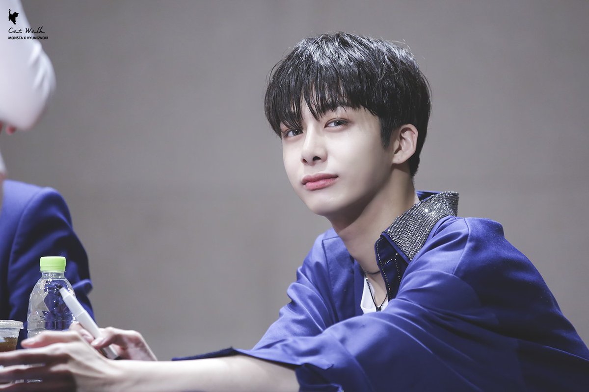 CatWalk_940115's tweet photo. 170624 영등포팬싸
#몬스타엑스 #형원 

#THE_CONNECT #DEJAVU 
@OfficialMonstaX https://t.co/WSqe4KLGxe