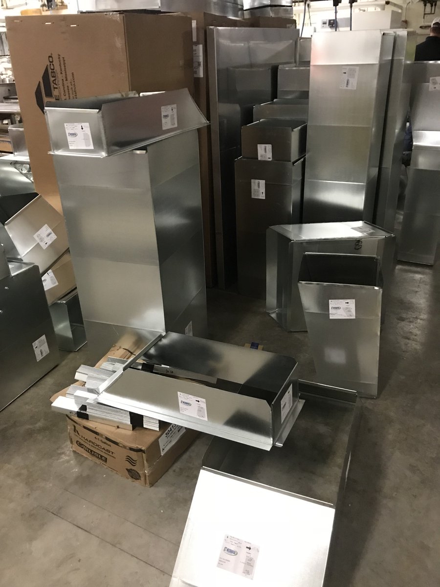 UF_FSHN's tweet photo. While #SomethingsBrewing in the Pilot Plant, progess continues for our new #ExperimentalFoodLab It will be exciting to welcome our @UFCALS @UF_FSHN #UF22 students to a new facility this fall. https://t.co/2wQmW0Ky2t
