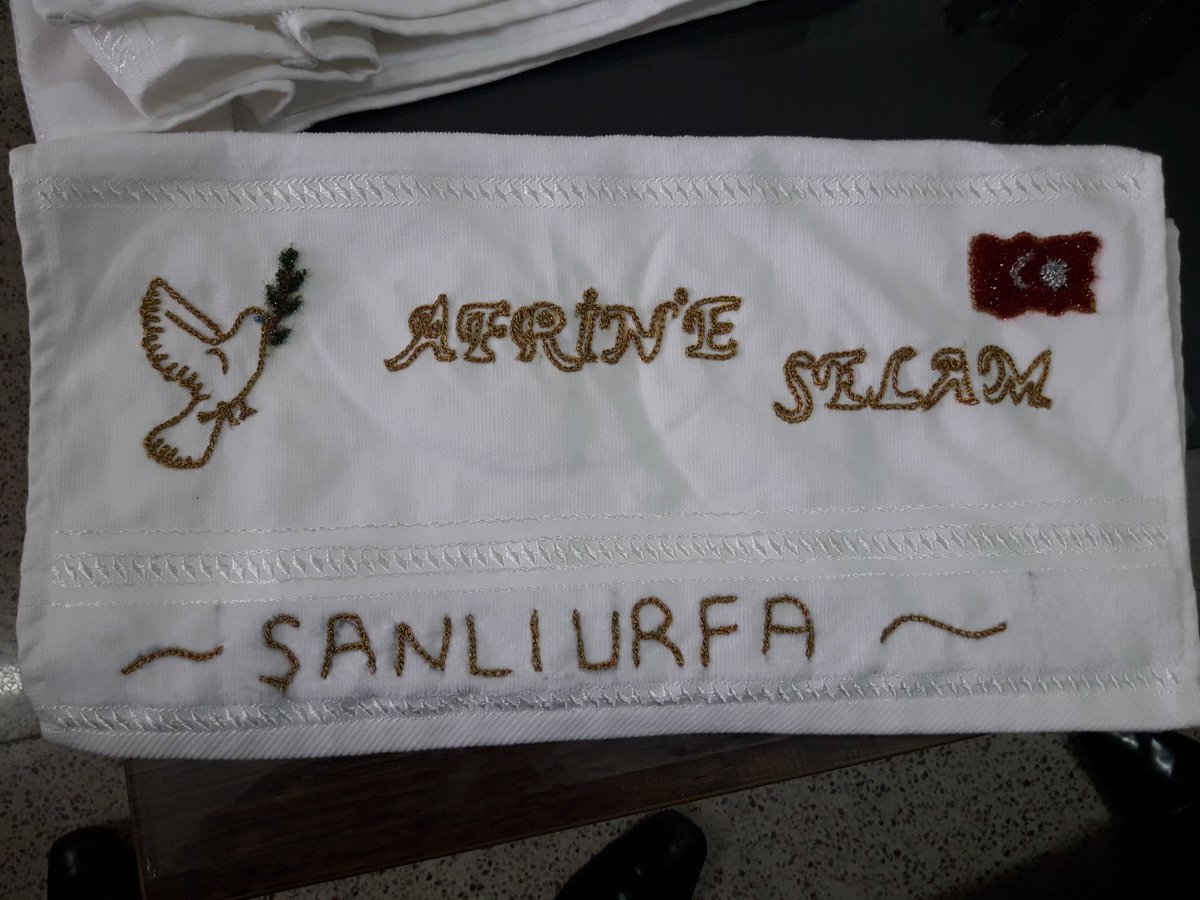 KaraköprüHalk Eğitim merkezi olarak "Afrindeki Mehmet çiğin Havlusu bizden  kampayası" çerçevesinde Askerlerimizin Kullanabilecekleri  işlenmis nakışlı Havlular bizden. <a href="/Abdullah_Erin47/">Abdullah ERİN</a> <a href="/serafettinturan/">Şerafettin TURAN</a> @suluyerziya <a href="/AvNihatCiftci/"> Nihat ÇİFTÇİ</a> <a href="/tcmeb/">Millî Eğitim Bakanlığı</a> <a href="/malicevheri/">𝐃𝐫. 𝐌𝐞𝐡𝐦𝐞𝐭 𝐀𝐥𝐢 𝐂𝐞𝐯𝐡𝐞𝐫𝐢</a>