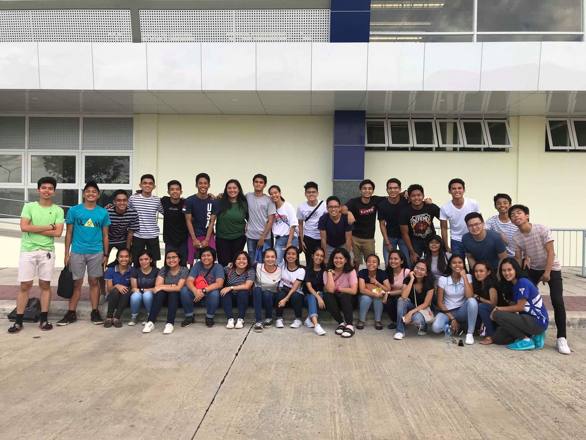 migibotz's tweet photo. Spending 2 years with these people gave me memories I would cherish for a lifetime ๐ thank you fam! Congrats to us! โ๏ธ๐
#Biwald
#Bayma https://t.co/yoo5b4Yo85