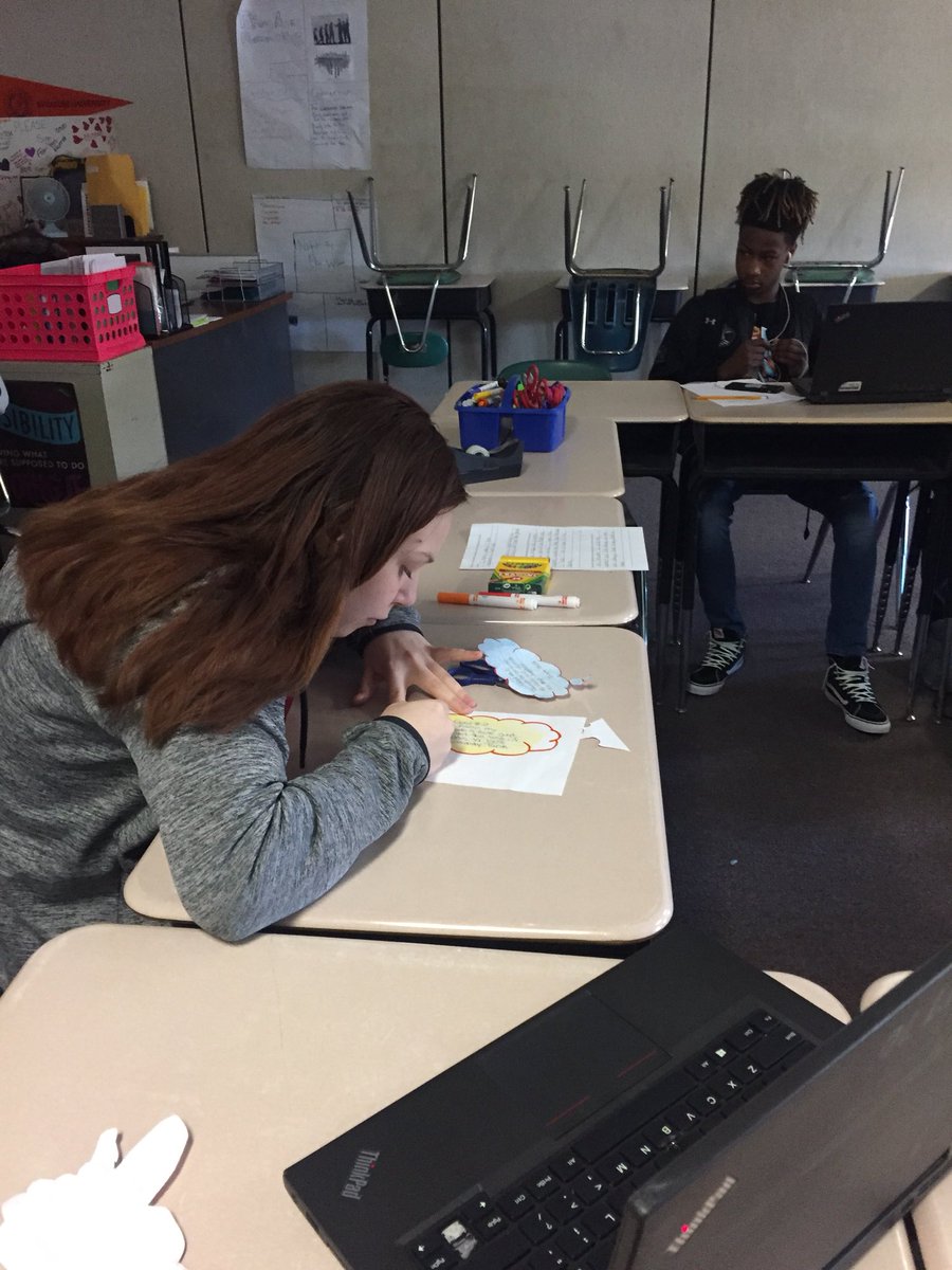 elilmurr's tweet photo. Ss reflecting on goals in ELA &amp; adjusting or creating new goals #itsmyfrontier #SyraFuse @FrazerPrincipal @FrazerFrontier @SCSD #SCSDPL https://t.co/rPva5rzdTm