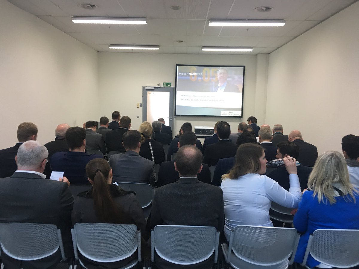 mmueller's tweet photo. Ausgebuchter Vortrag: Mit #Xing zu neuen Kunden mit @fonds_finanz_ #MMM2018 #MMMmesse https://t.co/YMBfDD5DeU