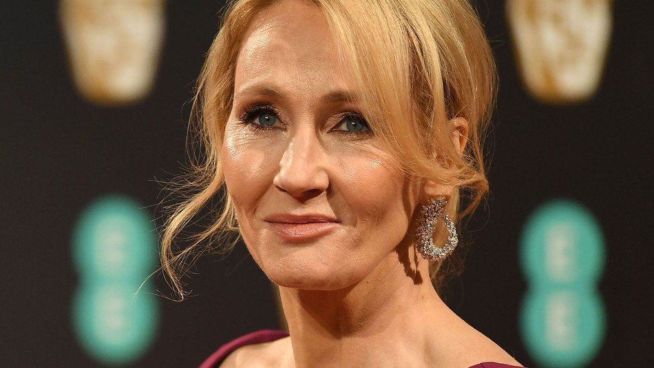 clickclickclick's tweet photo. J.K. Rowling had a heartwarming response to this struggling 'Harry Potter' fan. https://t.co/IcptKDewEE https://t.co/9wrBID3Mni