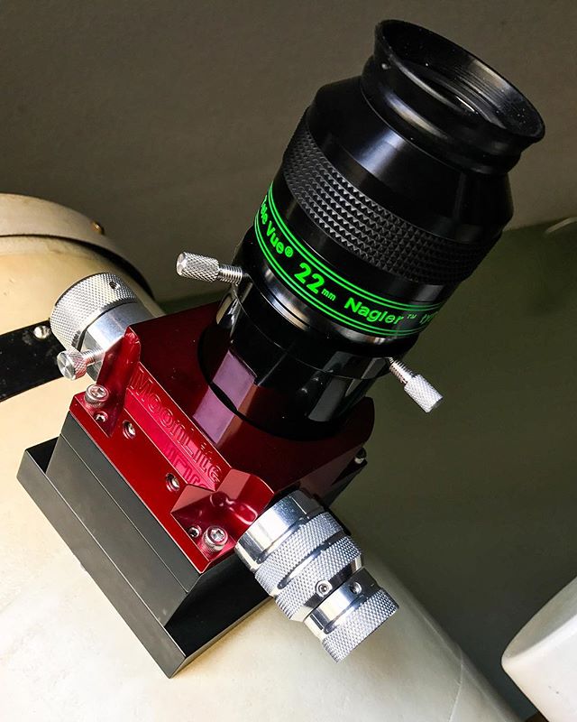 TeleVueOptics's tweet photo. #nagler 22 from Instagram user 📷: @greydoggy1658

Upgraded my big scope focuser and eyepiece..... #astronomy #focused #focuser #televue #televueoptics #oriontelescopes #moonlitefocuser #newtoniantelescope #newtonian #dobsonian #telescope https://t.co/0QcUUejQB8