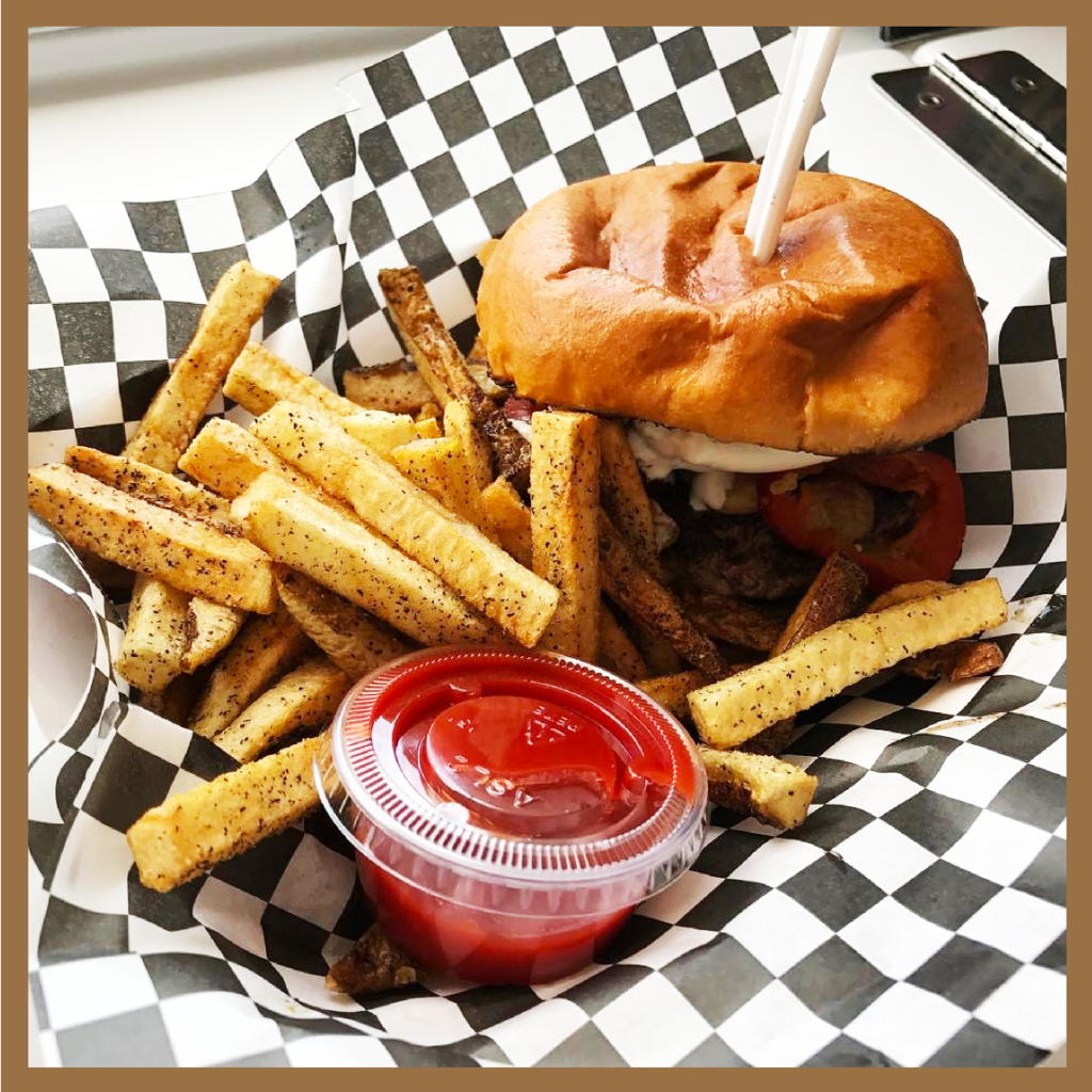 BarrelofMonks's tweet photo. What goes with good beer? Good food! @CheffreyEats will be slinging eats and treats at our 3rd Anniversary party on Saturday, March 31st, so bring your appetite!
#BocaRaton #cheffreyeats #PalmBeach #Mizner #3rdAnniversary #SouthFlorida #DraftZilla #Boca #SoFloBeer #SoFloEats https://t.co/N0JwxwGlbh