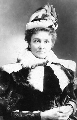 DanRuminski's tweet photo. @CityofChardon, we're looking forward to seeing you at 1:00 at the Chardon Senior Center for one of our most popular talks: 
The Famous and Infamous Women of Millionaires' Row. 
For upcoming events, visit https://t.co/vsW2T2rpDg #CLE #CLEstories #ClevelandStoryteller https://t.co/MGMoUCNX5t