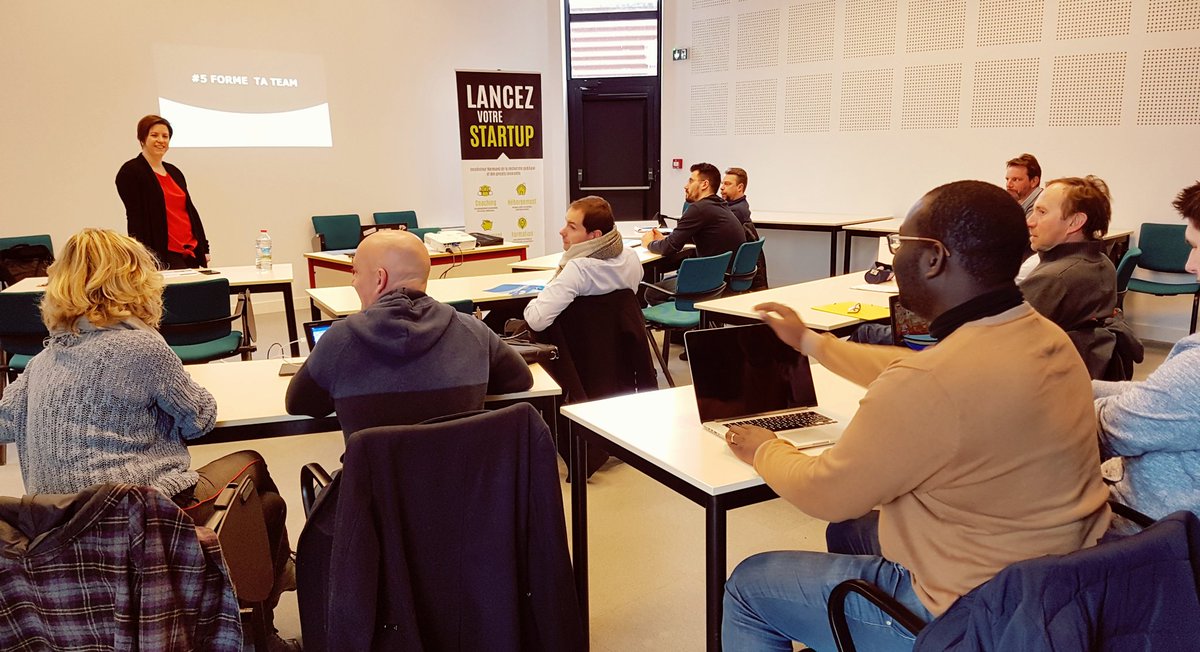 Début du #WorkshopsByNI à #Caen ce matin on parle #team ! Constituer son équipe dans les meilleurs conditions. #startup #projet #entrepreneuriat