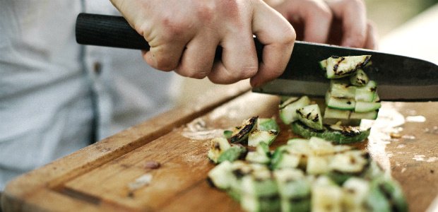 Off-duty: 5 SA chefs share their favourite 'lazy' meals to cook at home: bit.ly/2tZzEqk

<a href="/zola_nene/">Zola Nene</a> @ivorjonesct <a href="/Cooked_Mike/">Michael Cooke</a> <a href="/jamesgaag/">James Gaag</a> #ChefJennyWard