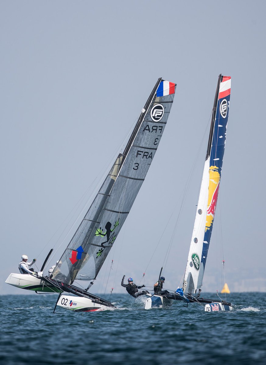 FlyingFrogsTeam's tweet photo. Fin du 1ère acte à Oman 🇴🇲où l’équipe se classe 5ième. Conditions de navigation au top ! #ESS #Foiling #Sailing #Muscat #FlyingPhantomSeries #ExtremeSailingSeries https://t.co/nIWM9IOJl3