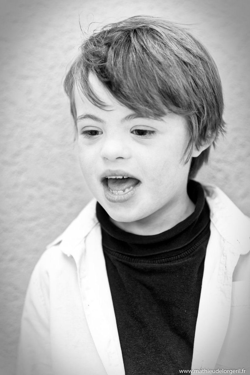Matdelorgeril's tweet photo. un shooting photos qui a ensoleillé ma journée
#bonheur #joie #coeur #tombédunid #T21
https://t.co/DlOQouwX0X https://t.co/INe1iIQaDL