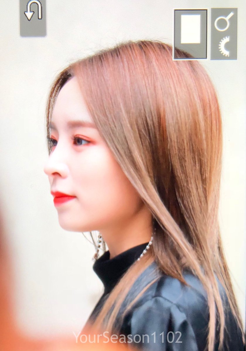 YourSeason1102's tweet photo. 180320

#CLC #ELKIE #엘키 #庄锭欣
@CUBECLC https://t.co/bq6UaRVmoN