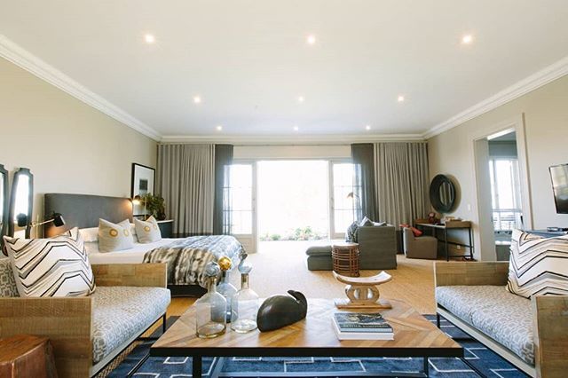 thethatchhouse's tweet photo. Our lagoon view suits - 
with breath-taking views of the lagoon, these rooms feature French doors that open onto a spacious balconies for making the most of the beautiful surrounds, while the room itself has a generous living area as well as a separate d… https://t.co/237AbOyA7j https://t.co/iOAVnrZrVd