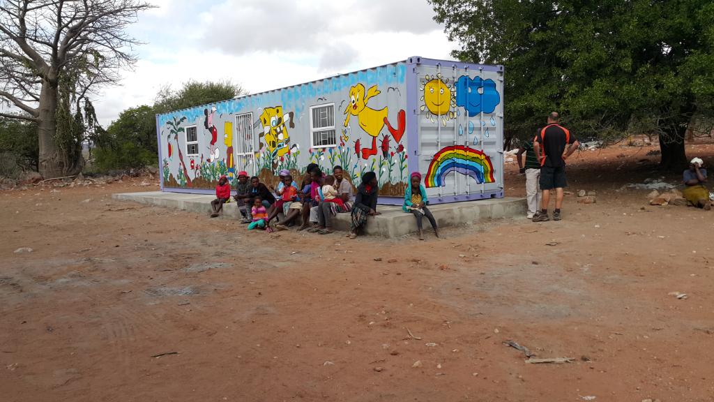 SchneiderAfrica's tweet photo. As a global specialist in Energy Management & Automation, solar powered containers were set up as part of Project Connect, ensuring community members have access to education for their children and economic opportunities for many years to come.. #LifeIsOn #UJFEBE @EngineeringUJ https://t.co/YBYPXP1nQZ