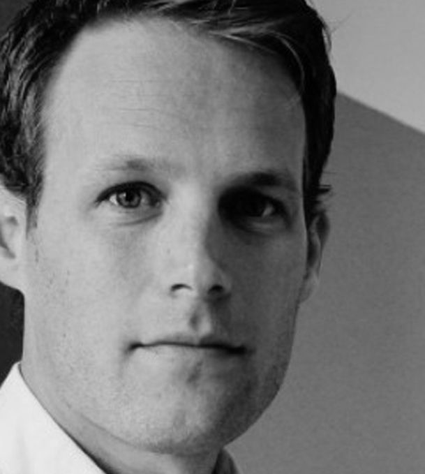 MIDZVM's tweet photo. Keynote - Robbert Klein Koerkamp: 
12 merken, 13 ongelukken: positioneren is niet eenvoudig. Robbert Klein Koerkamp vertelt je hier alles over tijdens het congres Marketing in de zorg van morgen.

Ga voor meer informatie naar: https://t.co/xvgv6ycWic https://t.co/FLYAgC1UAc