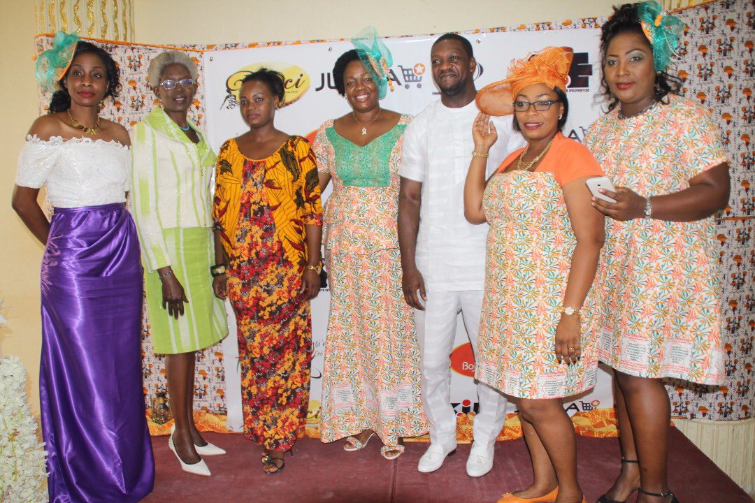 eggregorsis17's tweet photo. JOURNÉE DE RASSEMBLEMENT GÉNÉRAL DU REFACI

Toujours les femmes à l'honneur, la fondation EGGREGORSIS INTERNATIONAL à une fois de plus célébrée la femme en parrainant l'événement du RASSEMBLEMENT GENERAL DU REFACI (Réseau des Femmes Artisanes de Côte d'Ivoire), le samedi 10 mars. https://t.co/DZ1NlS9cwi