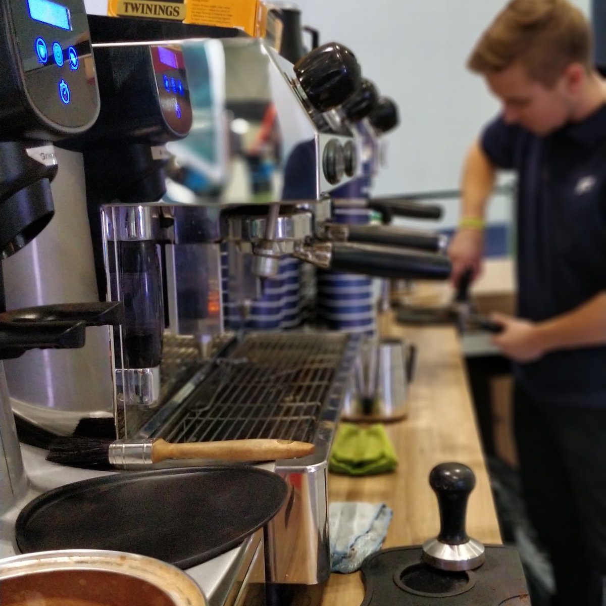 rollingbeanuk's tweet photo. We're back with the team @CSODEMEA for #UNLEASH18 serving all guests freshly roasted coffee! https://t.co/DDyDIGzSir