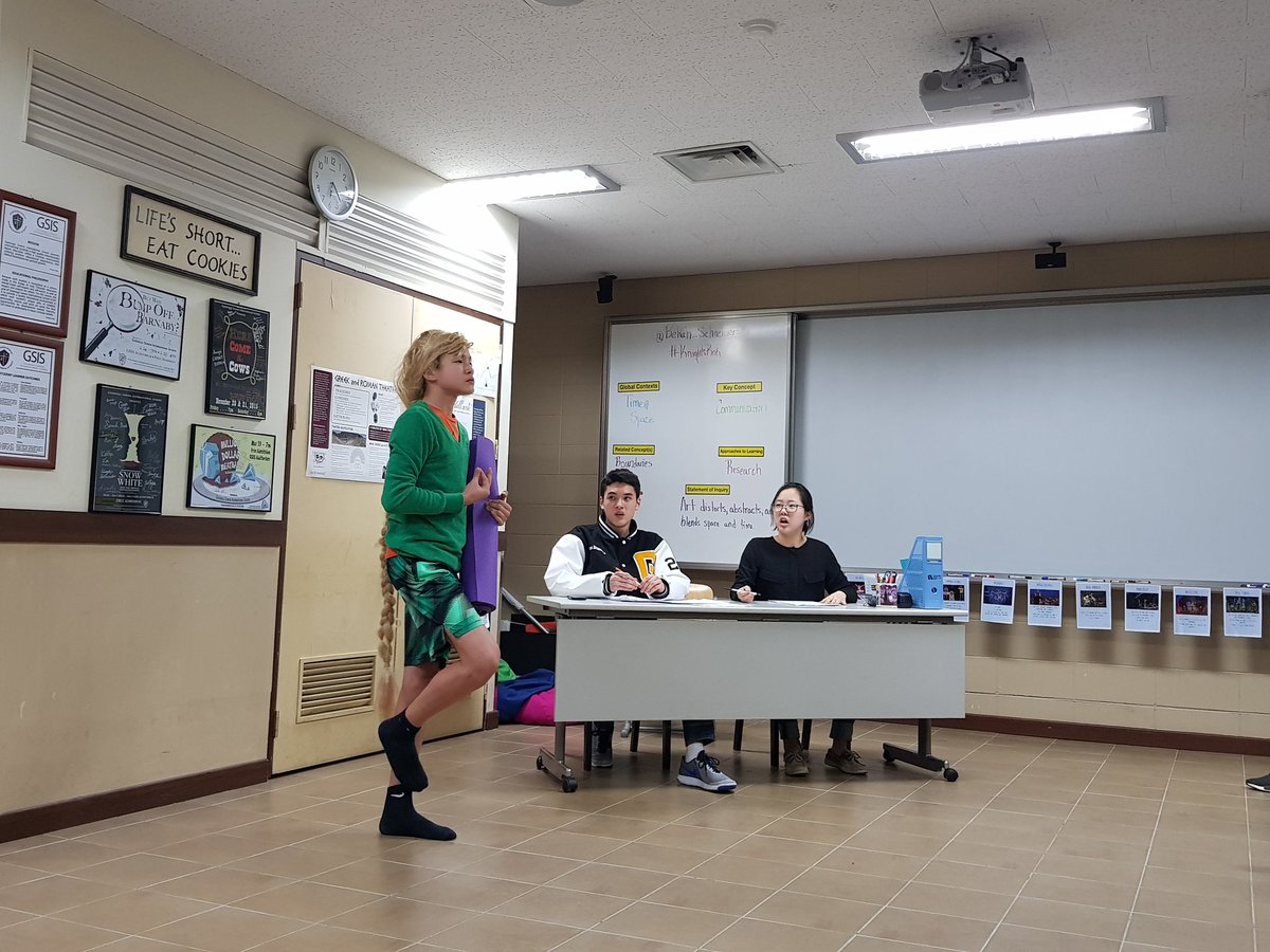 mskimedu1024's tweet photo. Having an amazing time at the #NightofOneAct ! We have many talented students and teachers @GSISKorea @bekah_schneider #KnightRok #drama https://t.co/26JaqfWT2b