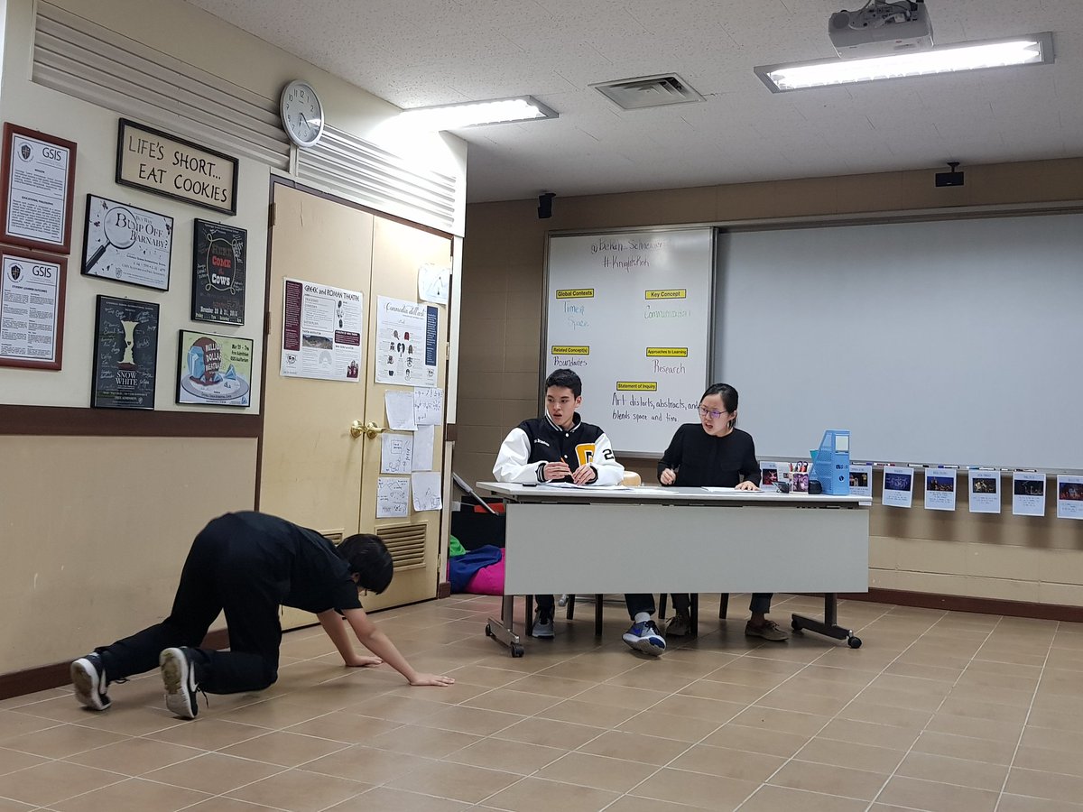 mskimedu1024's tweet photo. Having an amazing time at the #NightofOneAct ! We have many talented students and teachers @GSISKorea @bekah_schneider #KnightRok #drama https://t.co/26JaqfWT2b