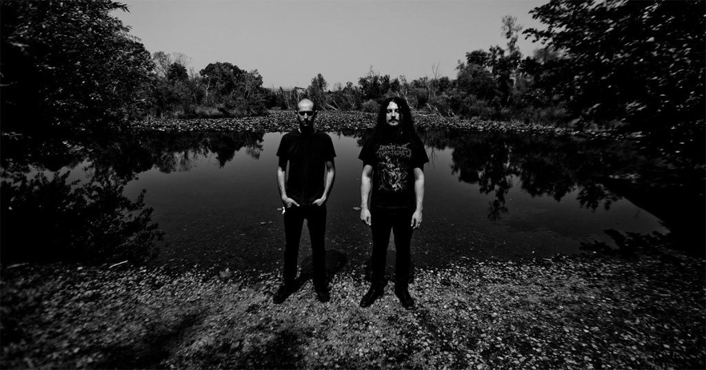 Science_ofnoise's tweet photo. Entrevista a Bell Witch: ‘Estoy bastante sorprendido que haya interés en canciones de 83 minutos que hablan sobre ahogarse o ser despellejado vivo’ https://t.co/oqc7sBe7qb https://t.co/wDFNrd15WW