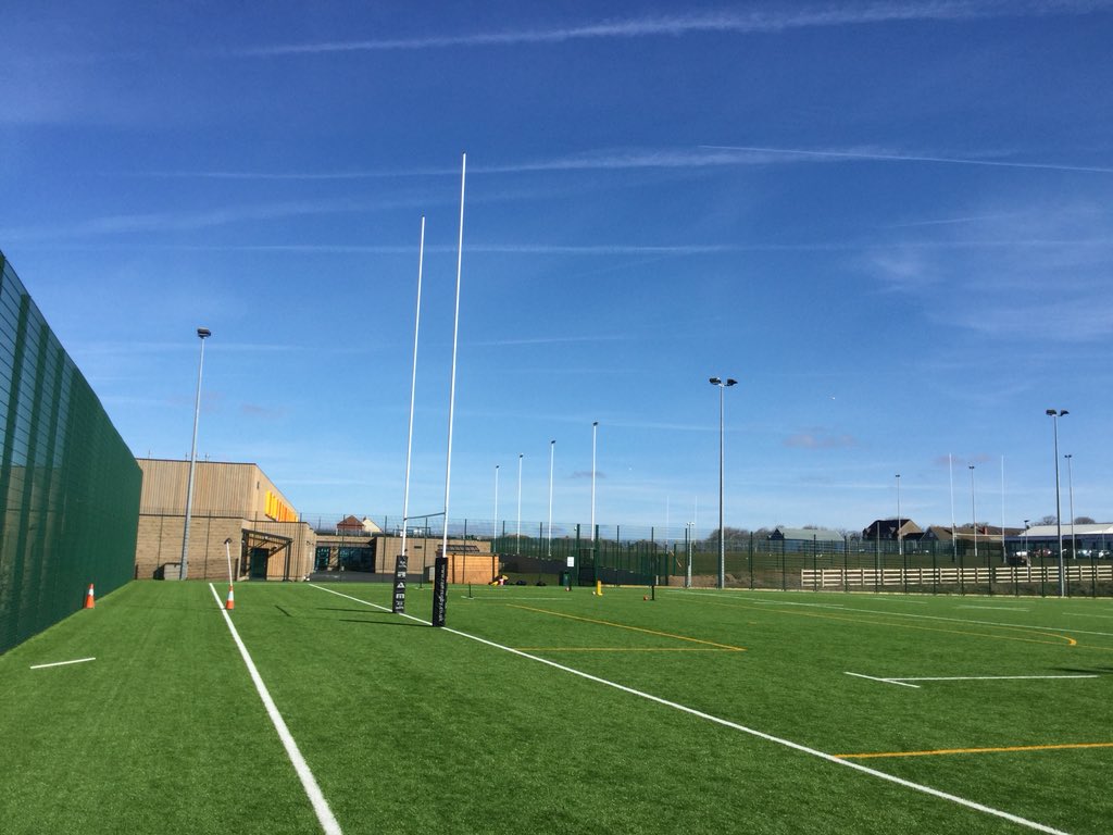 sportslaureate's tweet photo. Glorious but cool, in Gelliswick. 5 or 6 sessions outdoors, today.
@CricketWales @Chance2Shine @sportpembs
#keepemactive https://t.co/o0PdyF3vip