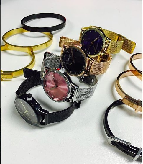 DJZinhle's tweet photo. The ERAByDJZinhle #GlamEdition Watch available on https://t.co/kZENTX5P8M. OR visit the @erabydjzinhle store at the Workshop, Newtown Junction Mall.... https://t.co/qH4YfH3Hyi