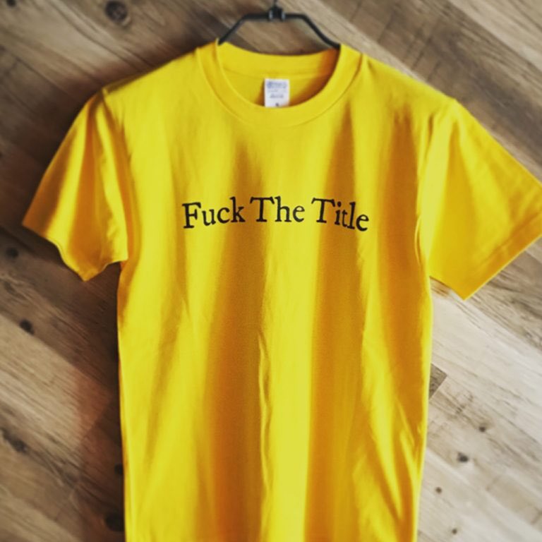 FUCK THE COUNTRY CLUB　ラグランシャツ　サイズM FUCK THE COUNTRY CLUB ラグランシャツ サイズM FUCK THE COUNTRY CLUB