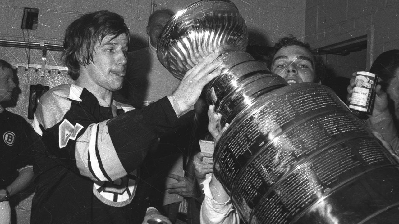 This guy is celebrating today. One of the best players in the NHL. Happy Birthday to Bobby Orr on the big 70. 