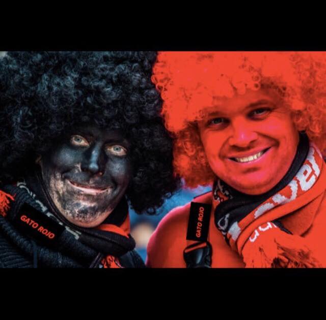 _Gato_Rojo_'s tweet photo. Fans are the most important part of a football! Check out the video with John and Max during their day with #bayer04leverkusen on our YouTube channel!🔥🐈⚽️ #gatorojo #crazyfans #footballisalive #noracism https://t.co/m8Hc3c0nZ4