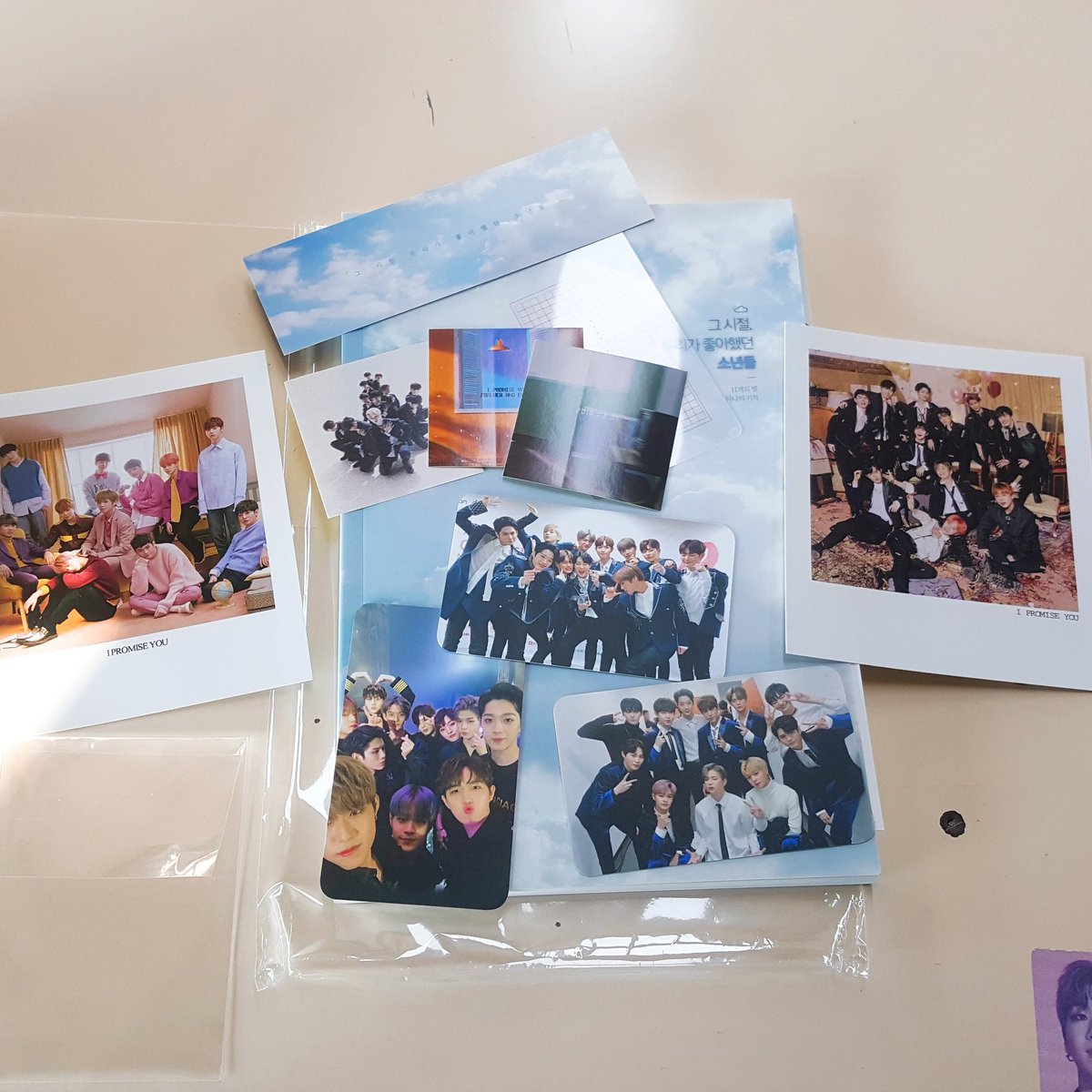 0308_Ji_Sung's tweet photo. @2018_book11 
명언북 이쁘게 잘왔어요!!!!! 진짜 너무 다 이쁜말들이예요ㅜㅠㅜㅜㅠ 너무 좋아요!!! https://t.co/p6fBqIxk17