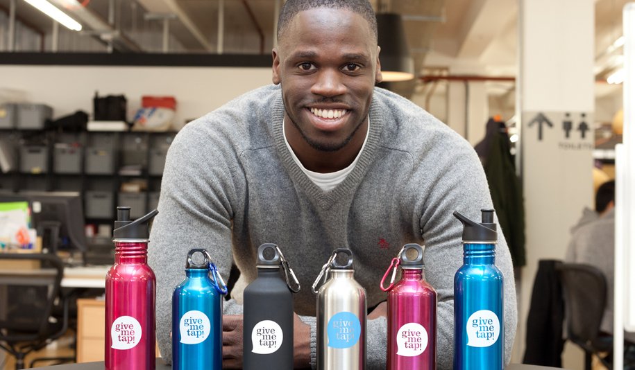 🌊 #WorldWaterDay🌊 shout out to <a href="/EBroniMensah/">Edwin Broni-Mensah</a>, who pitched his business to POTUS! <a href="/givemetap/">GiveMeTap</a> has provided 23,363 with clean water and saved 44,102,201m plastic bottles to date. go.shell.com/2DHgjJT